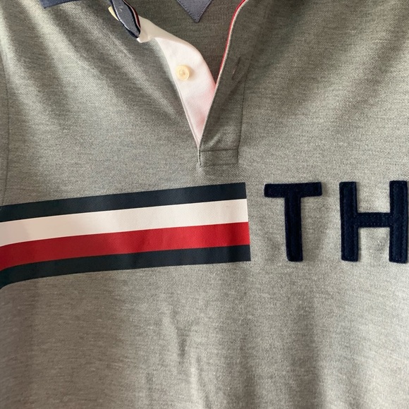 Timmy Hilfiger Mans top XS - Picture 2 of 3